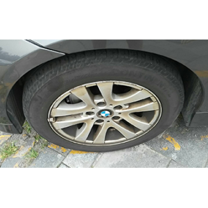 汽车右后车轮漏油是怎么回事 汽车后车轮漏油是什么原因